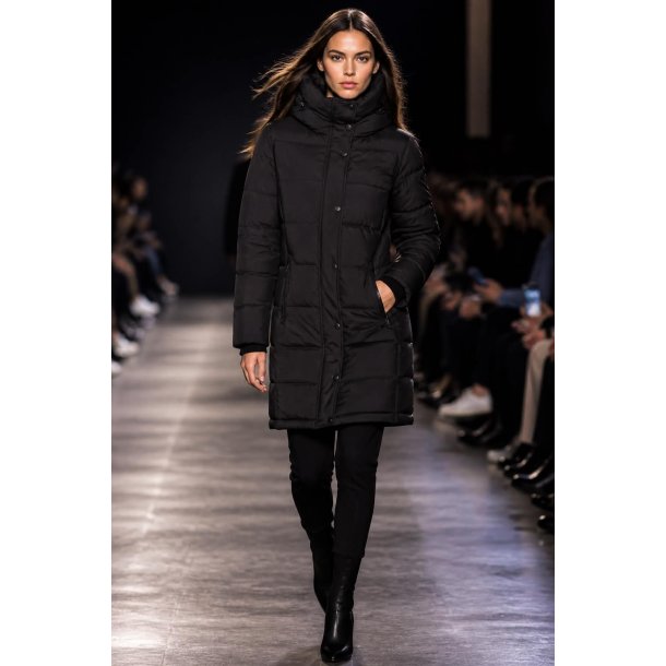 LARK COAT-BLACK